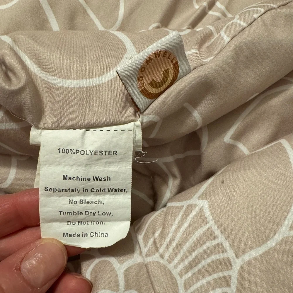 loomwell Toddler Comforter Deaigned by Indy and Pippa